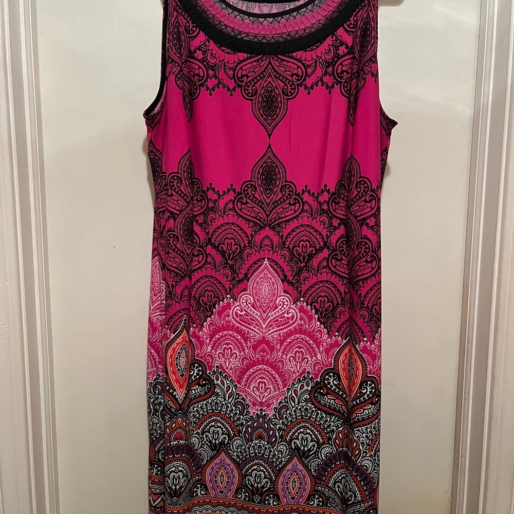 Sandra Darren Pink and Black Patterned Midi Dress